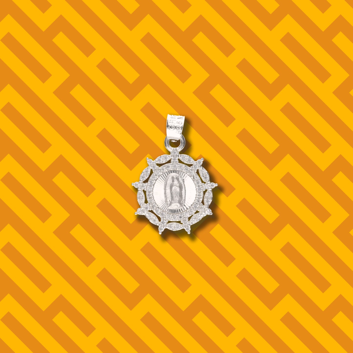 Medalla Cadena de la Virgen de Gudalupe con Piedra de Plata 925