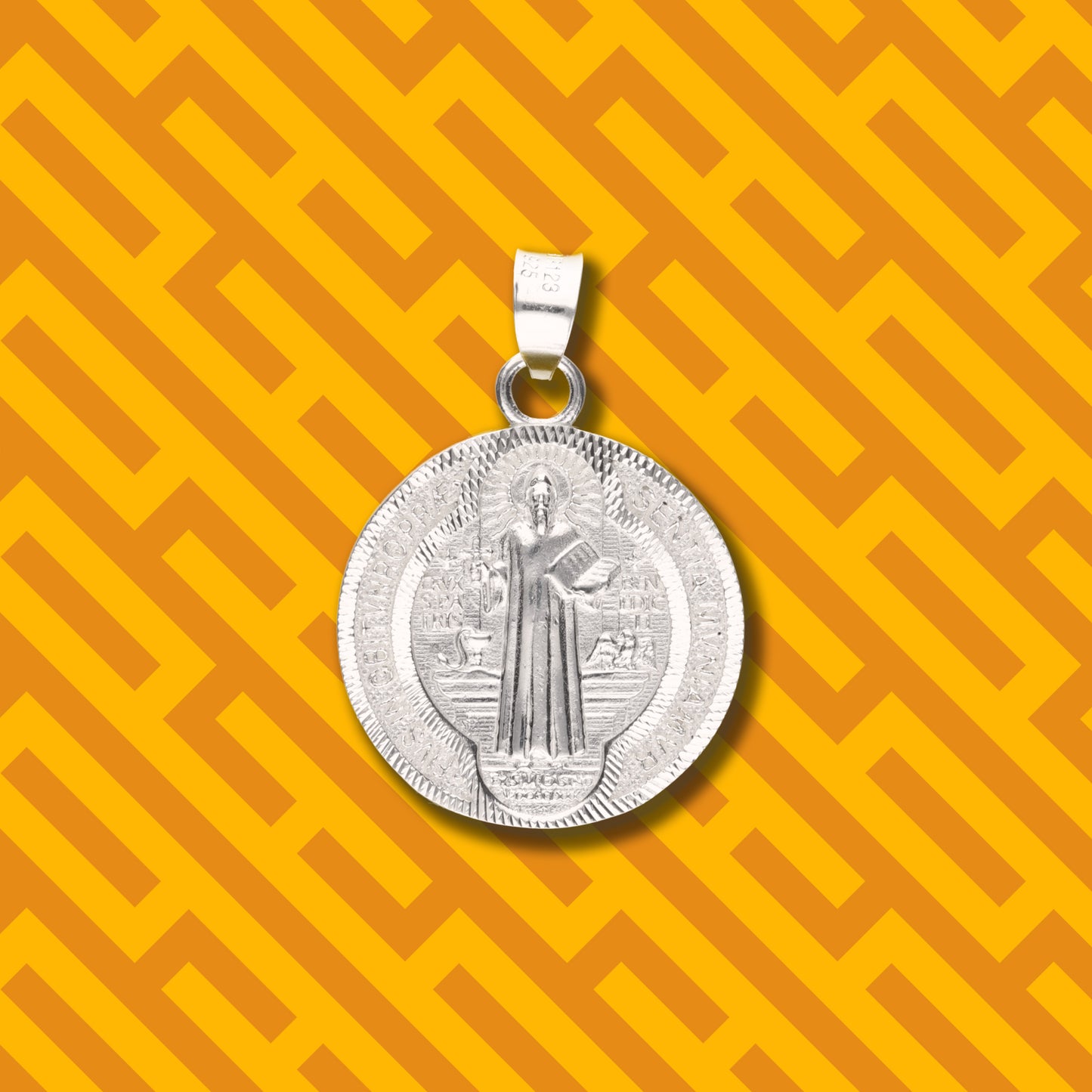 Medallón de San Benito diamantado de Plata 925