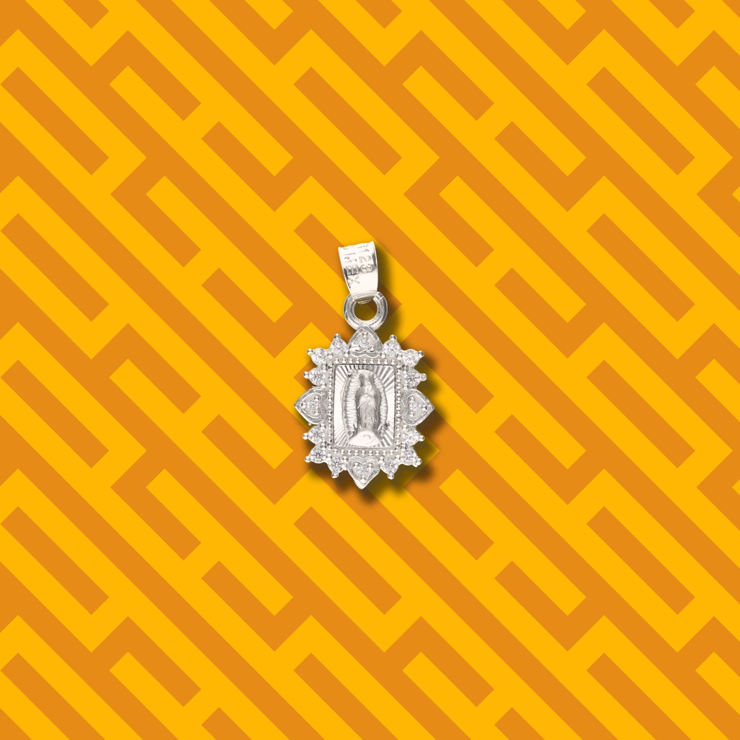Medalla Corazón Cuadrada de la Virgen de Guadalupe con Piedra de Plata 925