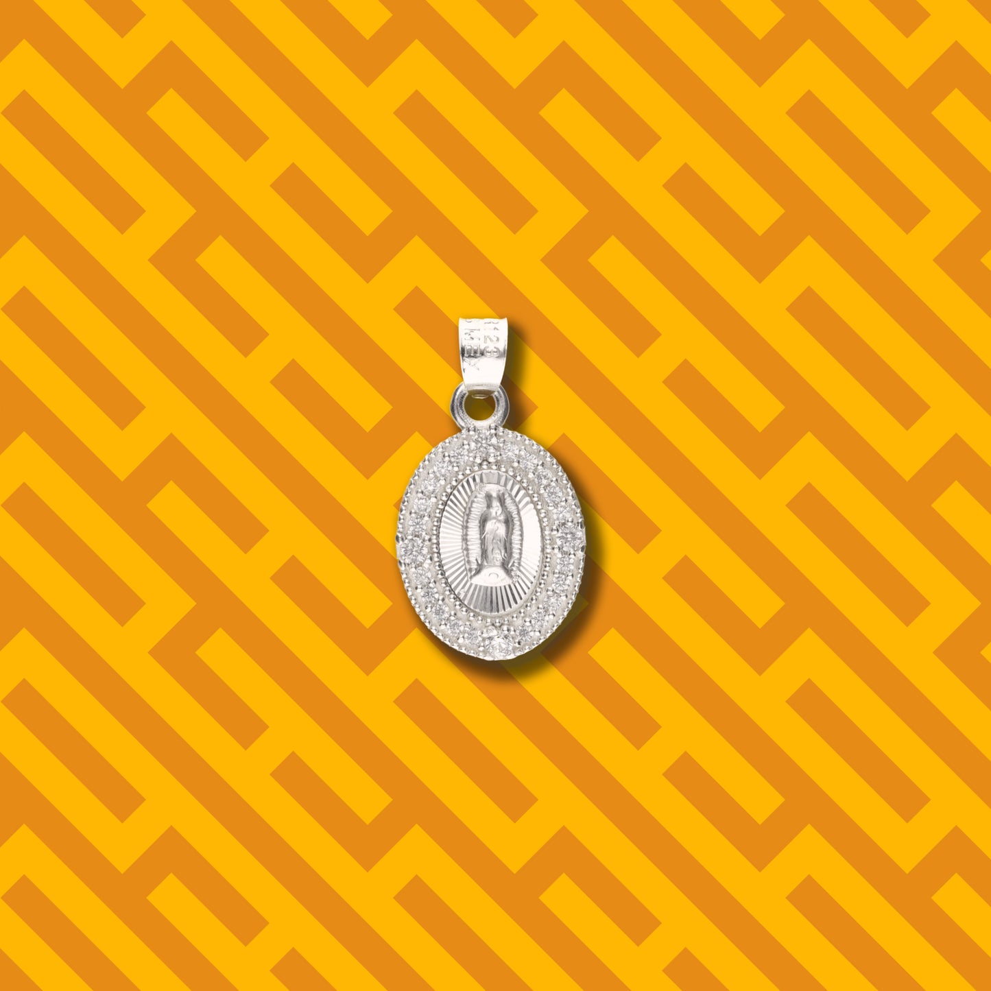Medalla Ovalada Sencilla con Piedra de Plata 925